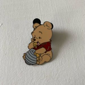 Baby Winnie the Pooh Disney 2008 Pin